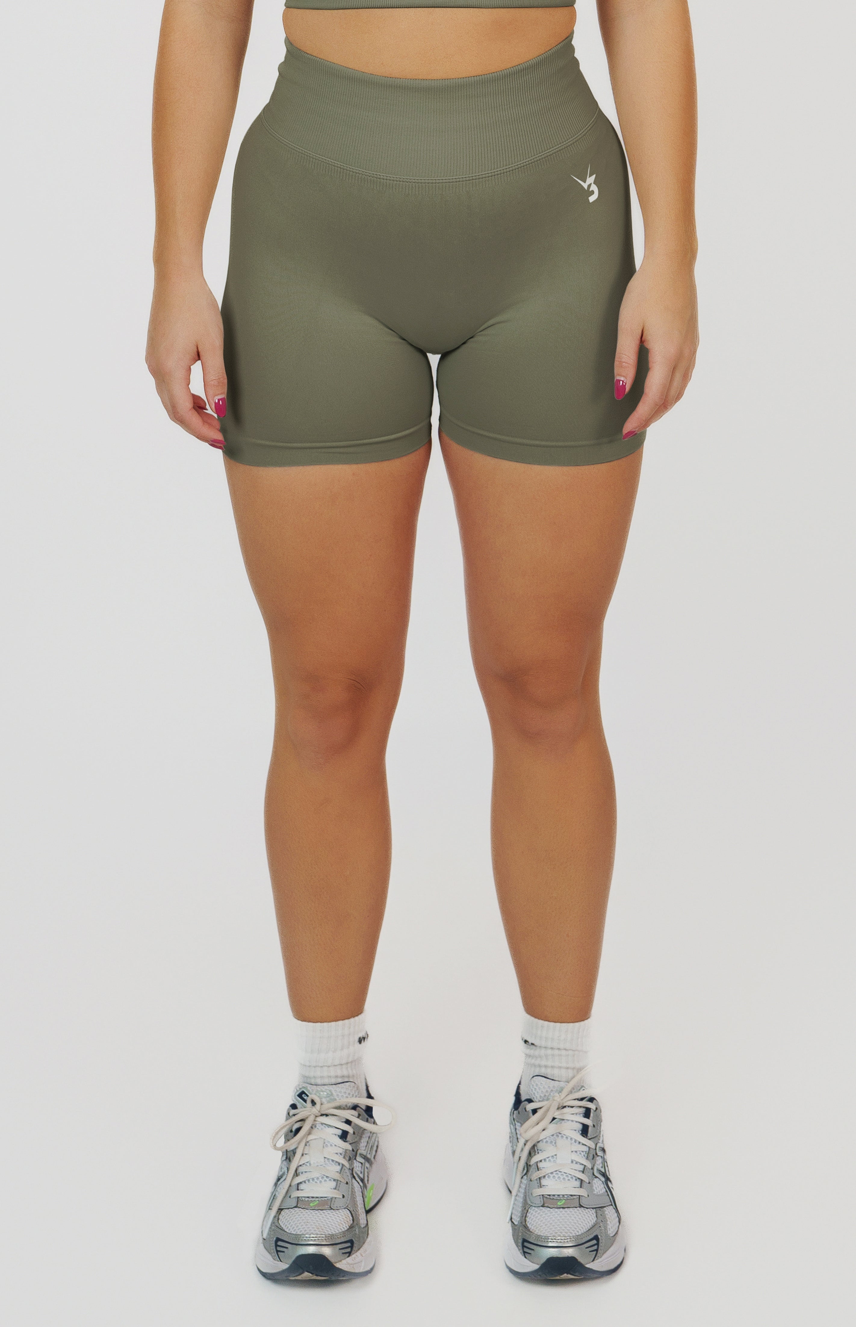 Form Seamless Scrunch Sports Bra, Leggings & Shorts Set - Olive Green